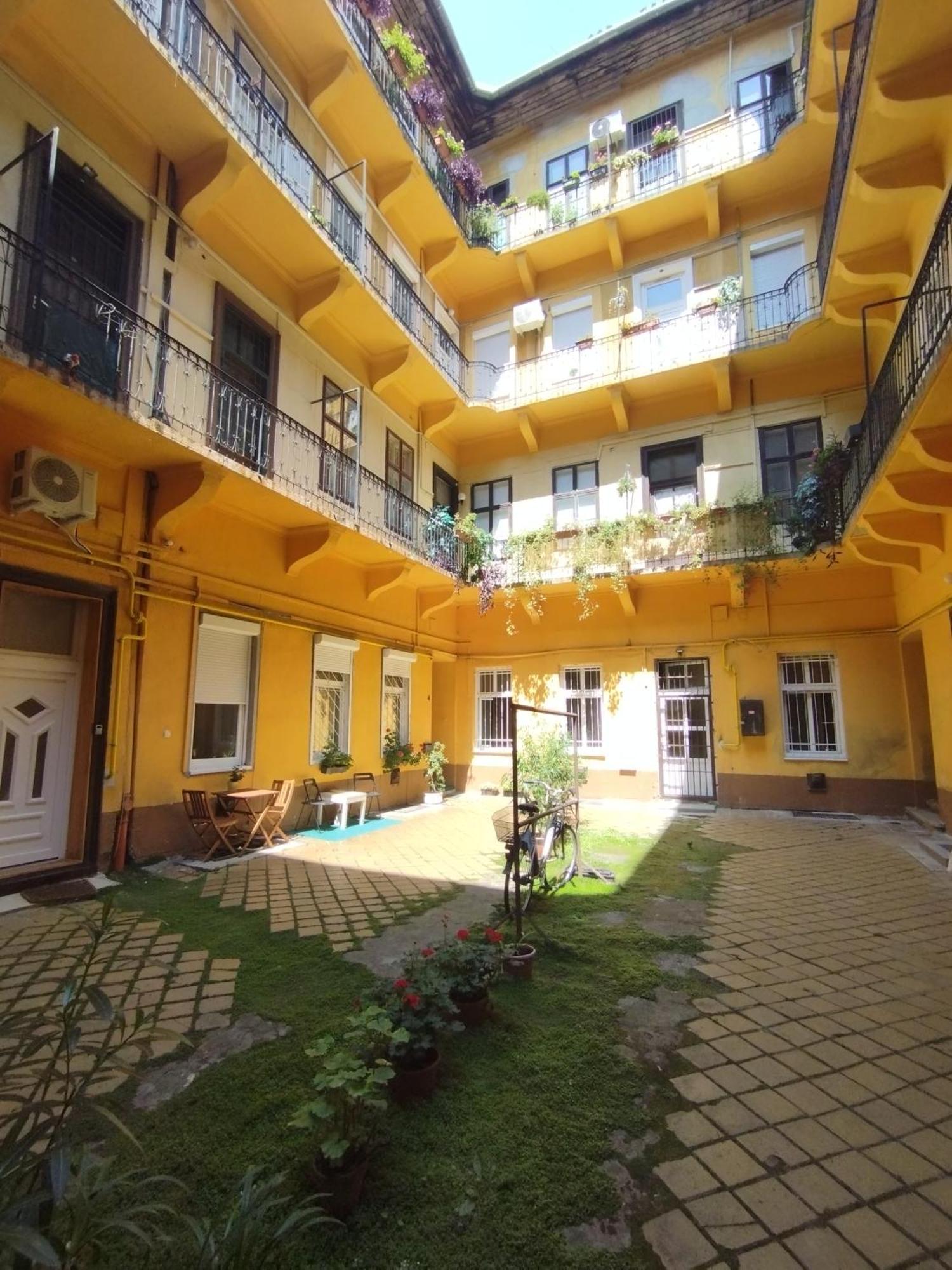 Free Parking Garage! Downtown Apartment Close To New York Cafe Budapeste Exterior foto